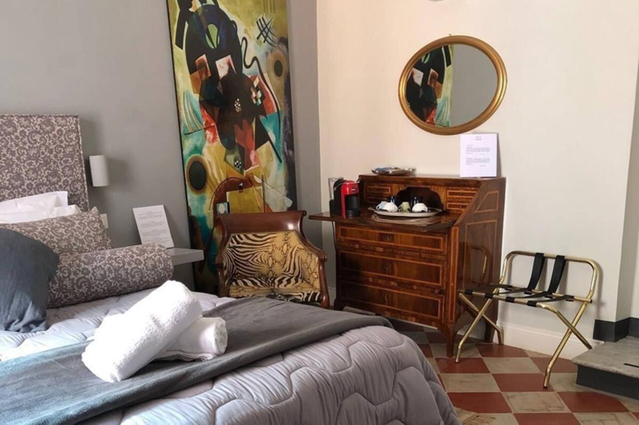 94 Piazza Di Spagna Maison d'hôtes 2*
