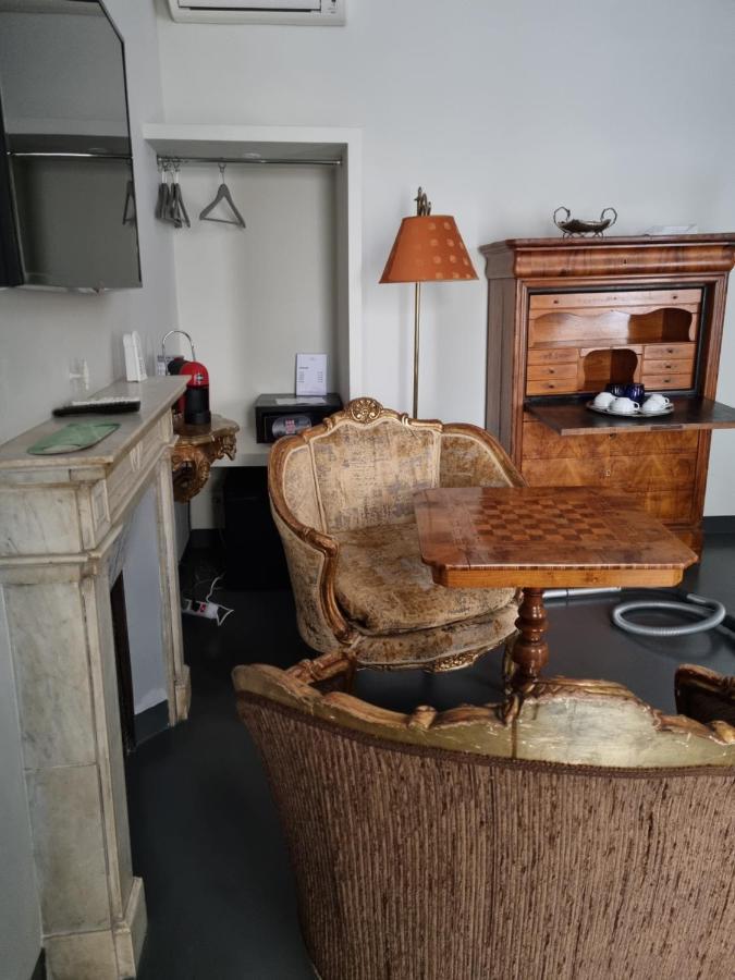 94 Piazza Di Spagna Maison d'hôtes 2*