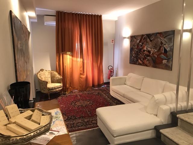 94 Piazza Di Spagna Maison d'hôtes 2*