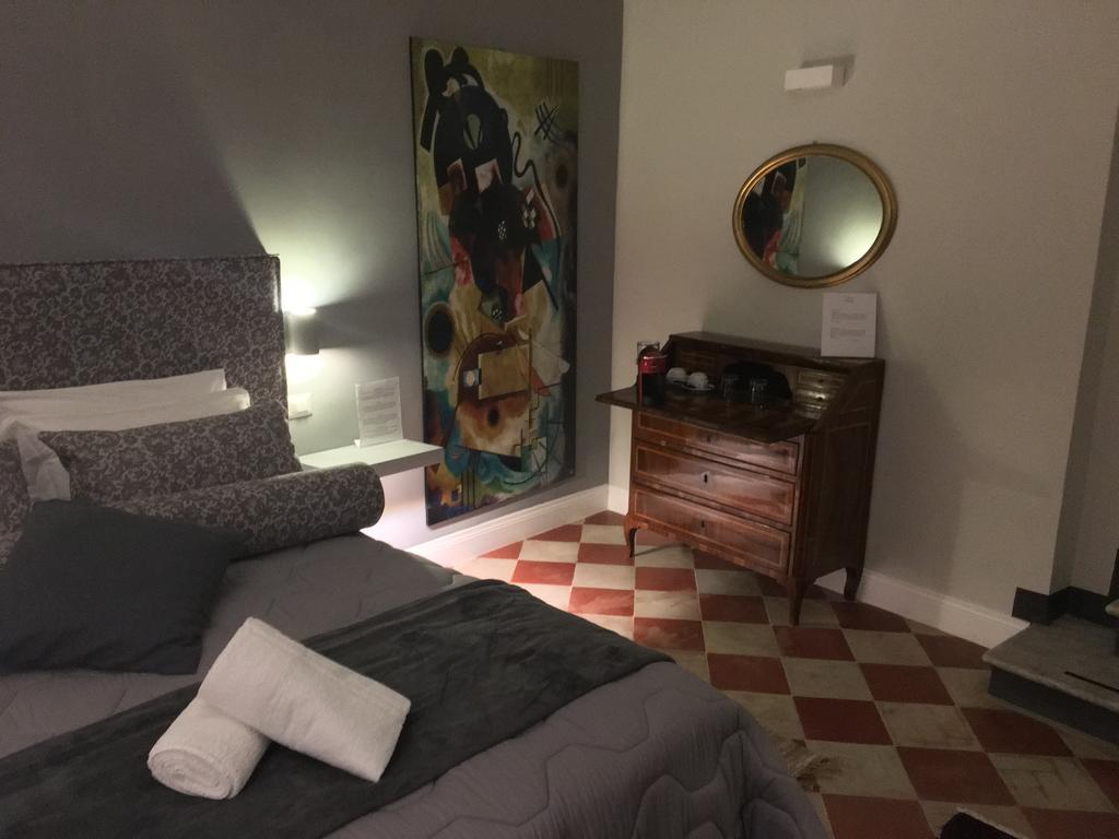 94 Piazza Di Spagna Maison d'hôtes 2*